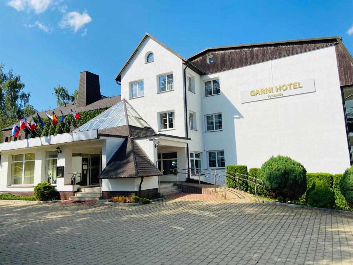 Garni Hotel Pyramida Egra  Extérieur photo